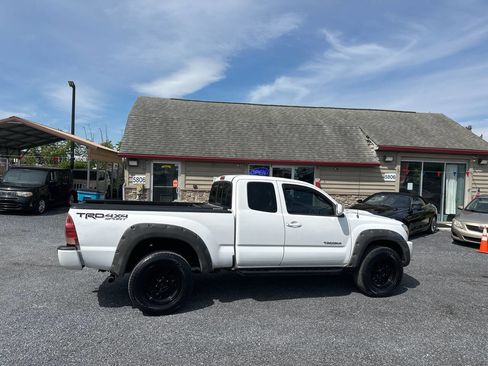 Used 2006 Toyota Tacoma 4x4 Access Cab V6 image 6