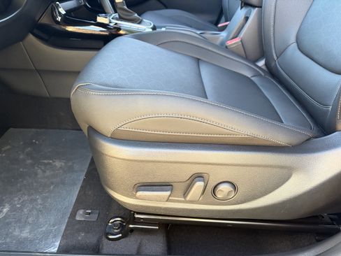 New 2026 Kia Seltos EX FWD image 19