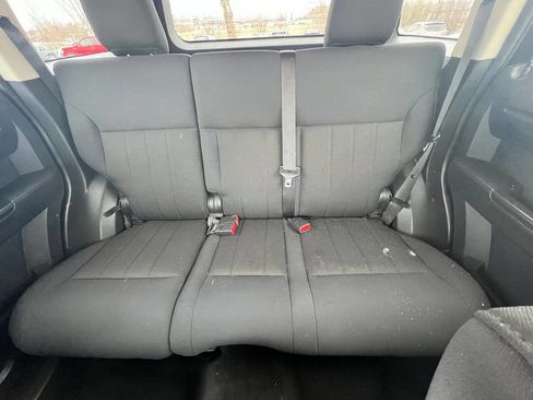 Used 2011 Dodge Nitro Heat RWD image 16