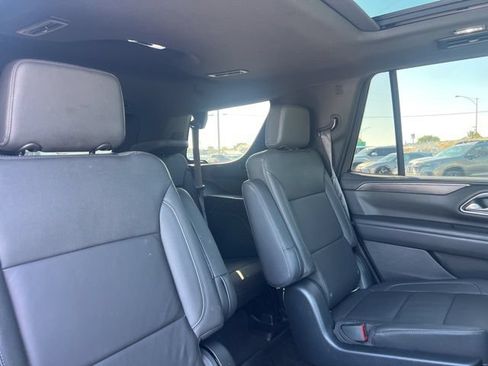 Used 2022 Chevrolet Tahoe Z71 w/ Luxury Package AWD/4WD image 25