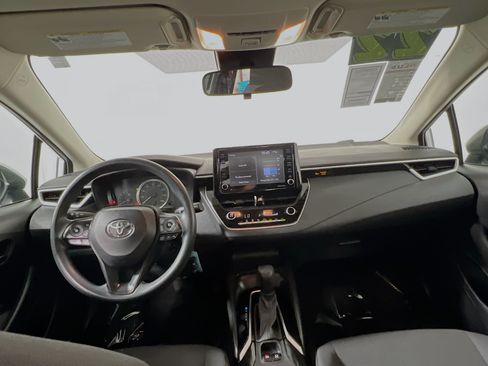 Used 2022 Toyota Corolla LE FWD image 29