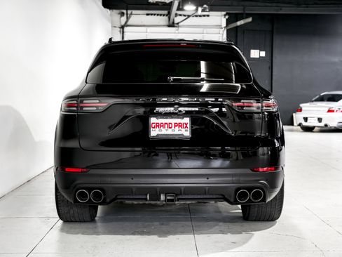 Used 2022 Porsche Cayenne S image 4