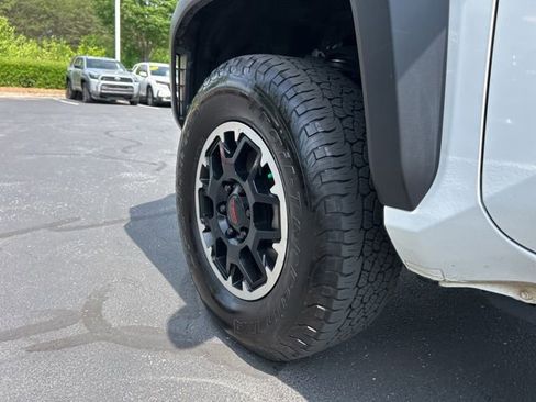 Used 2024 Toyota Tacoma TRD Off-Road AWD/4WD image 13