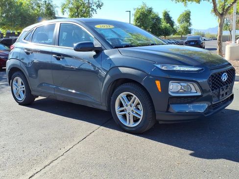 Used 2021 Hyundai Kona SE image 7