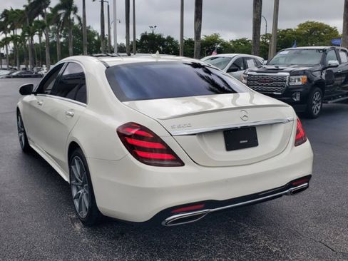 Used 2019 Mercedes-Benz S 560 Sedan w/ AMG Line Exterior image 5