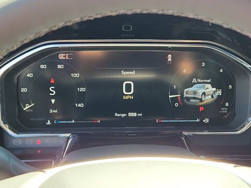 New 2026 GMC Sierra 1500 SLT image 17