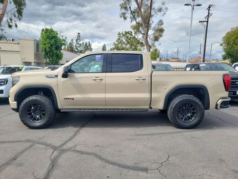 Used 2023 GMC Sierra 1500 AT4 w/ Technology Package AWD/4WD image 35