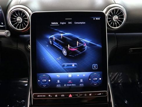 Used 2023 Mercedes-Benz SL 55 AMG 4MATIC image 25