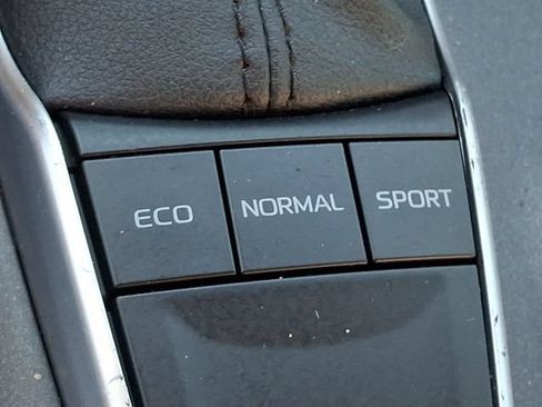 Used 2024 Toyota Camry LE FWD image 26