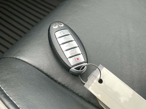 Used 2017 INFINITI QX60 AWD w/ Premium Plus Package image 40