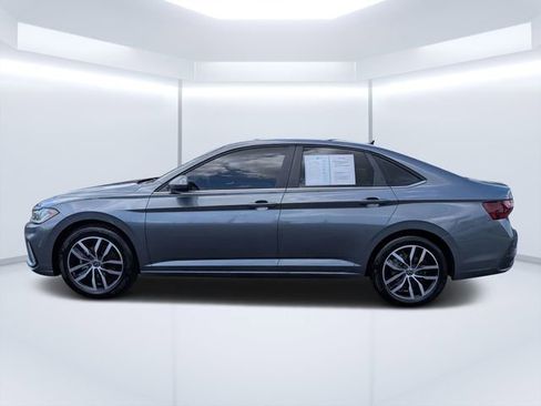 Certified 2026 Volkswagen Jetta SE FWD image 6