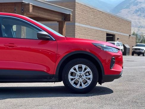 Used 2024 Ford Escape Active AWD/4WD image 10