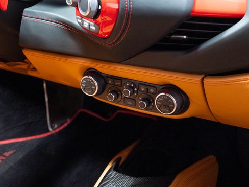 Used 2016 Ferrari 488 GTB RWD image 38