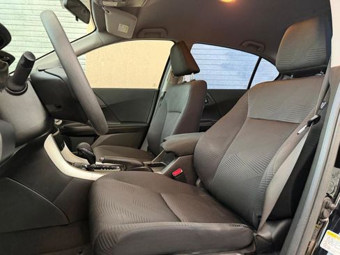 Used 2014 Honda Accord LX image 17