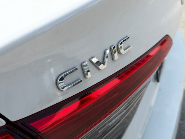 Used 2024 Honda Civic Sport image 16