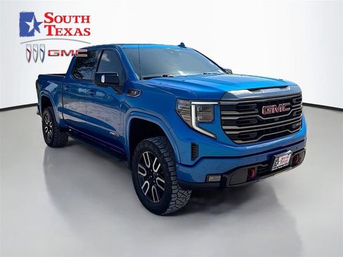 Used 2023 GMC Sierra 1500 AT4 w/ AT4 Premium Package AWD/4WD image 1