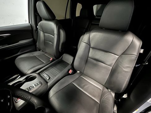 Used 2022 Honda Passport EX-L image 11