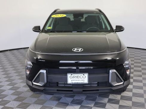 Certified 2024 Hyundai Kona SEL w/ Convenience Package AWD/4WD image 3