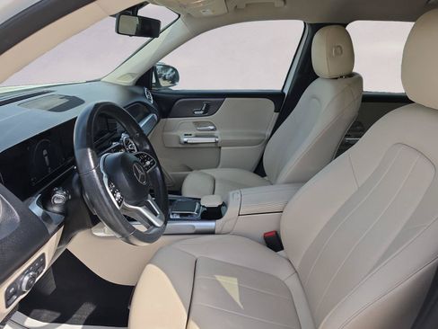 Used 2020 Mercedes-Benz GLB 250 image 9