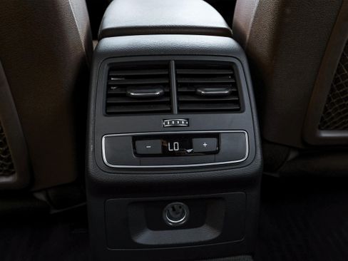 Used 2018 Audi A4 2.0T Ultra Premium Plus w/ Premium Plus Package image 38