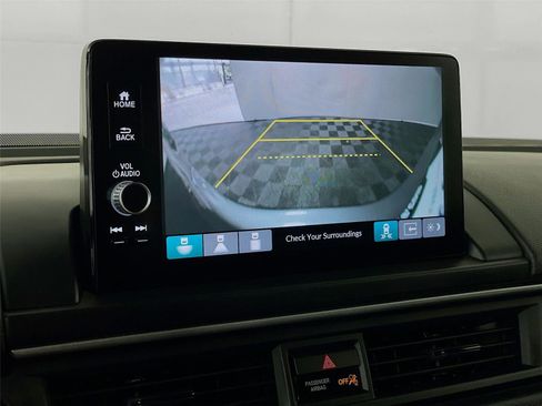 Used 2025 Honda Pilot EX-L image 18