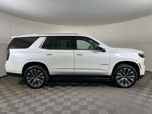 Used 2025 Chevrolet Tahoe High Country image 6