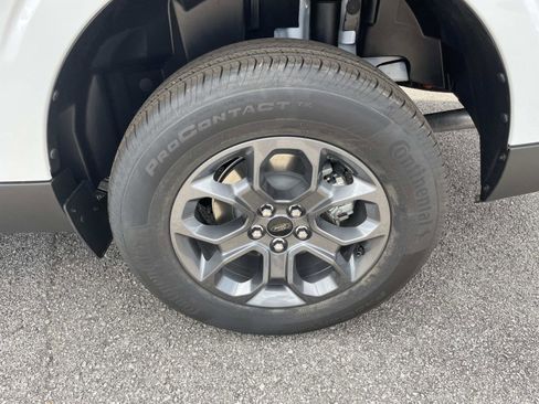 New 2025 Ford Maverick XLT w/ XLT Luxury Package image 5