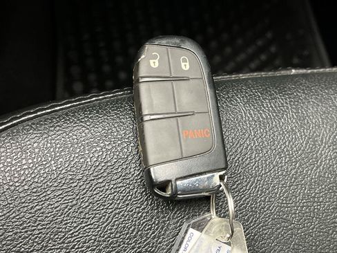Used 2023 Jeep Compass Trailhawk AWD/4WD image 23
