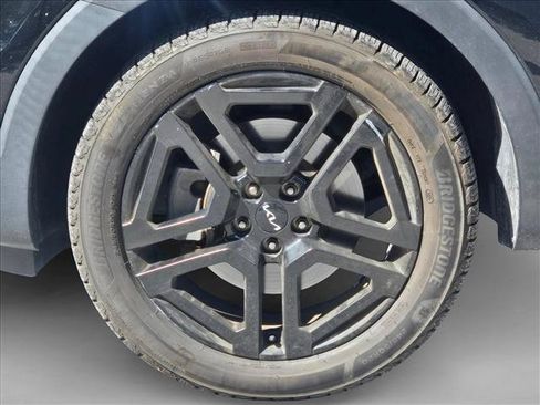 Used 2023 Kia Telluride EX X-Line AWD/4WD image 9