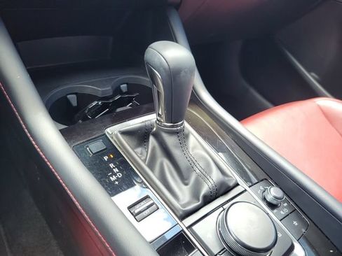 Used 2022 MAZDA MAZDA3 s FWD image 25