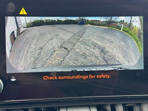 Used 2025 Toyota RAV4 XLE image 21