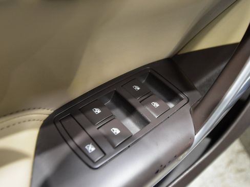 Used 2016 Buick Regal image 14