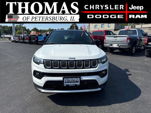 Used 2025 Jeep Compass Limited AWD/4WD image 2