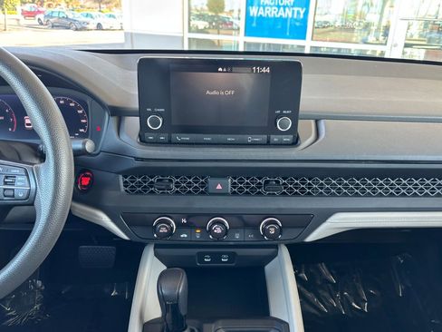 Used 2023 Honda Accord LX image 13