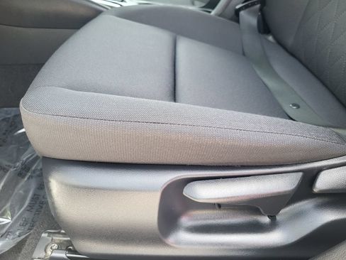 Used 2024 Toyota Corolla LE FWD image 15