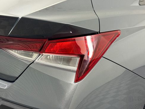 Used 2024 Hyundai Elantra SEL FWD image 34