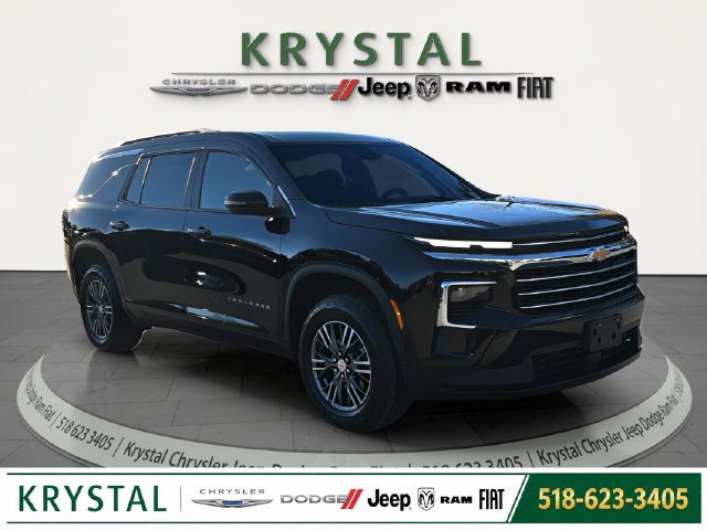 Used 2025 Chevrolet Traverse LT w/ LPO, Floor Liner Package AWD/4WD image 1