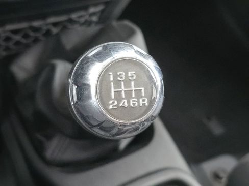 Used 2012 Jeep Wrangler Unlimited Sport image 30