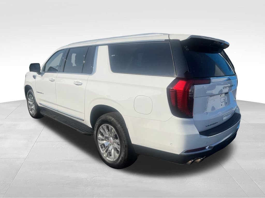Used 2025 GMC Yukon XL Denali AWD/4WD image 6