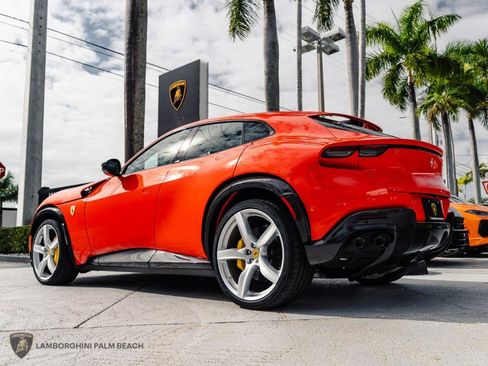 Used 2026 Ferrari Purosangue image 3