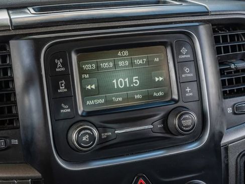 Used 2018 RAM 2500 Tradesman w/ Chrome Appearance Group AWD/4WD image 27