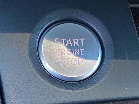 Used 2023 Audi Q5 2.0T Premium image 18