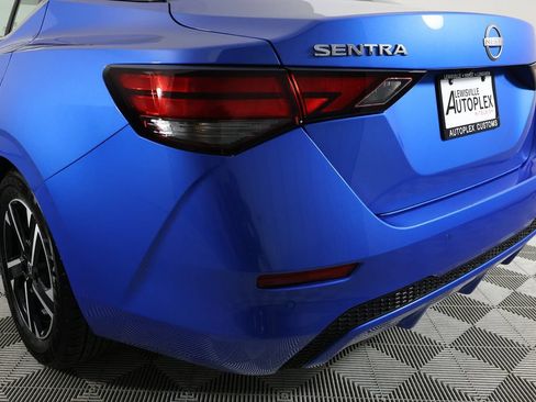 Used 2024 Nissan Sentra SV FWD image 33