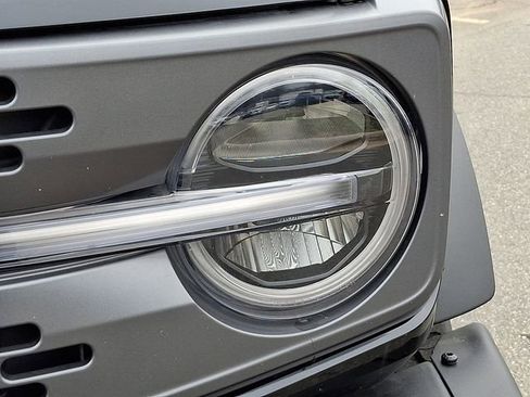 Used 2024 Ford Bronco Badlands image 9