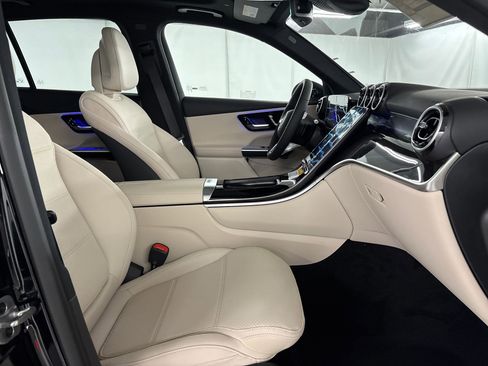 Certified 2026 Mercedes-Benz GLC 300 image 28