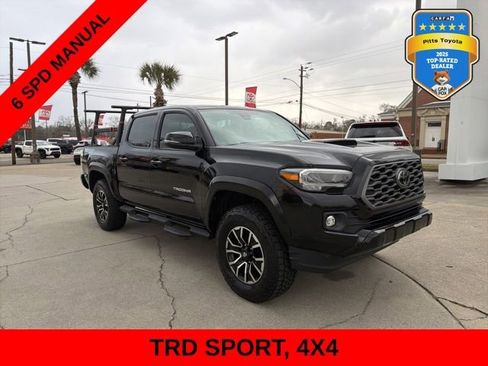 Used 2022 Toyota Tacoma TRD Sport w/ TRD Premium Sport Package image 3
