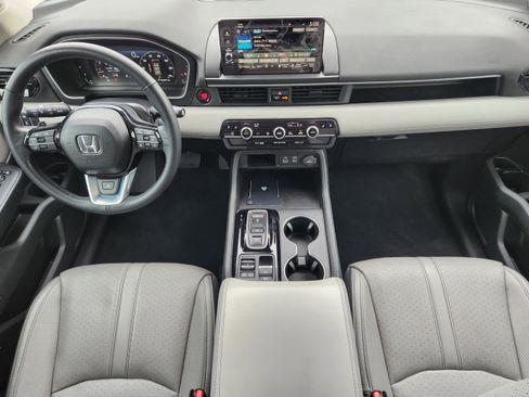 Certified 2023 Honda Pilot Elite image 26