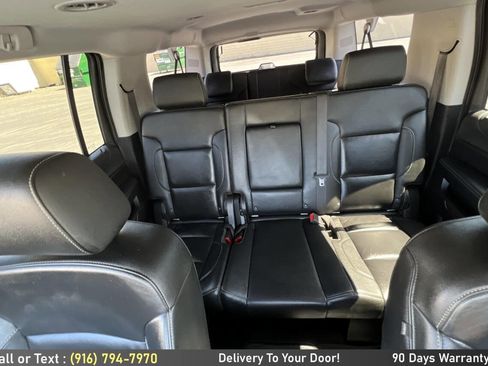 Used 2020 Chevrolet Suburban LT AWD/4WD image 23