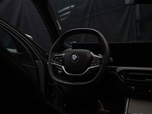 Used 2025 BMW 330i xDrive Sedan image 14