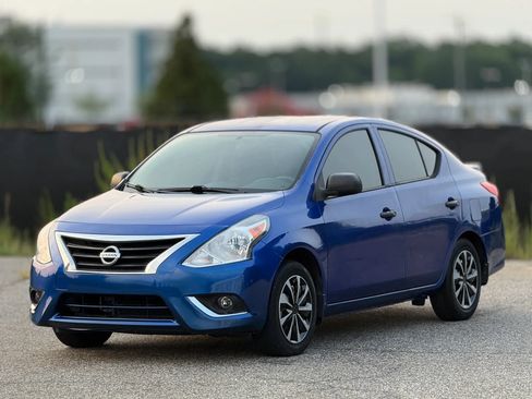 Used 2015 Nissan Versa S Plus FWD image 6